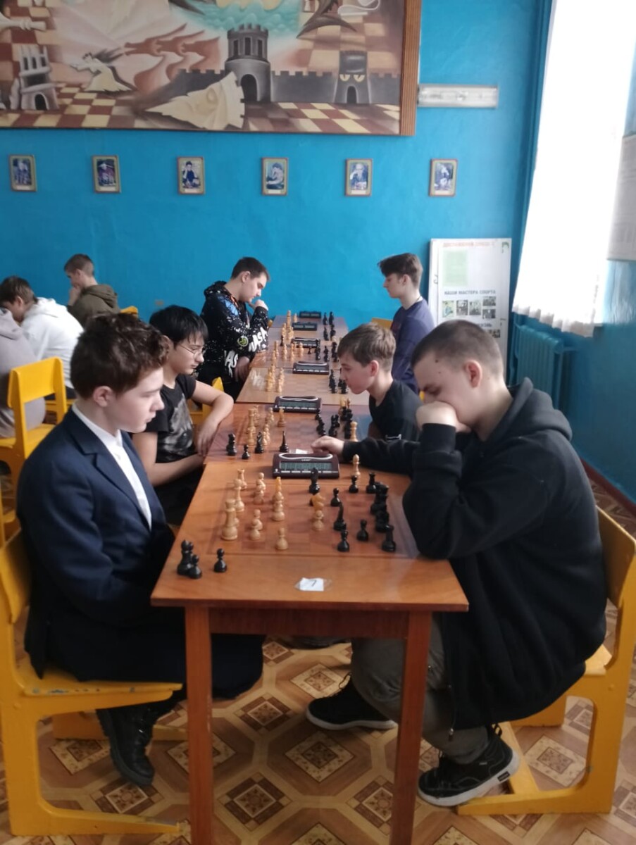 Итоги первенства Новозыбковского городского округа по «быстрым» шахматам среди юношей и девушек