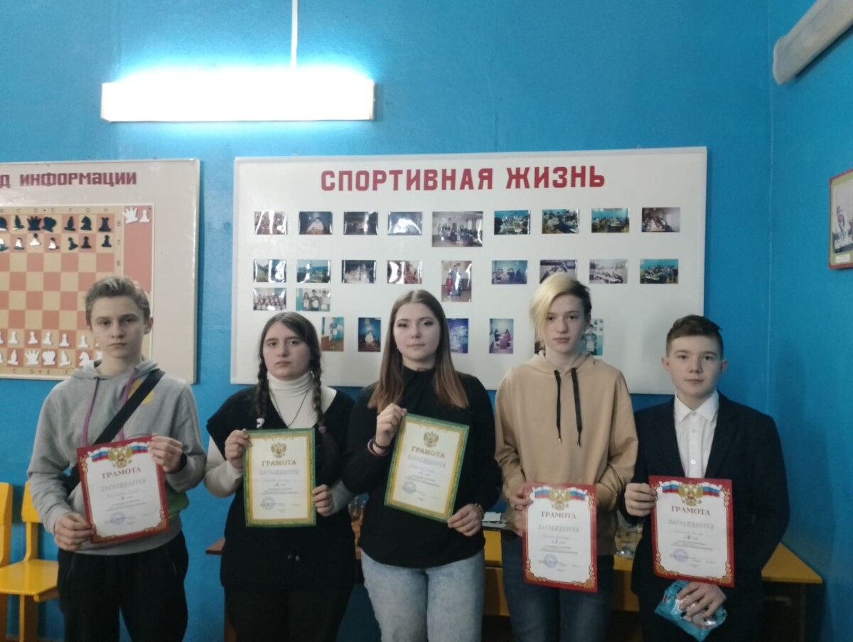 Открытый блицтурнир по шахматам в Новозыбкове посвятили Дню защитника Отечества