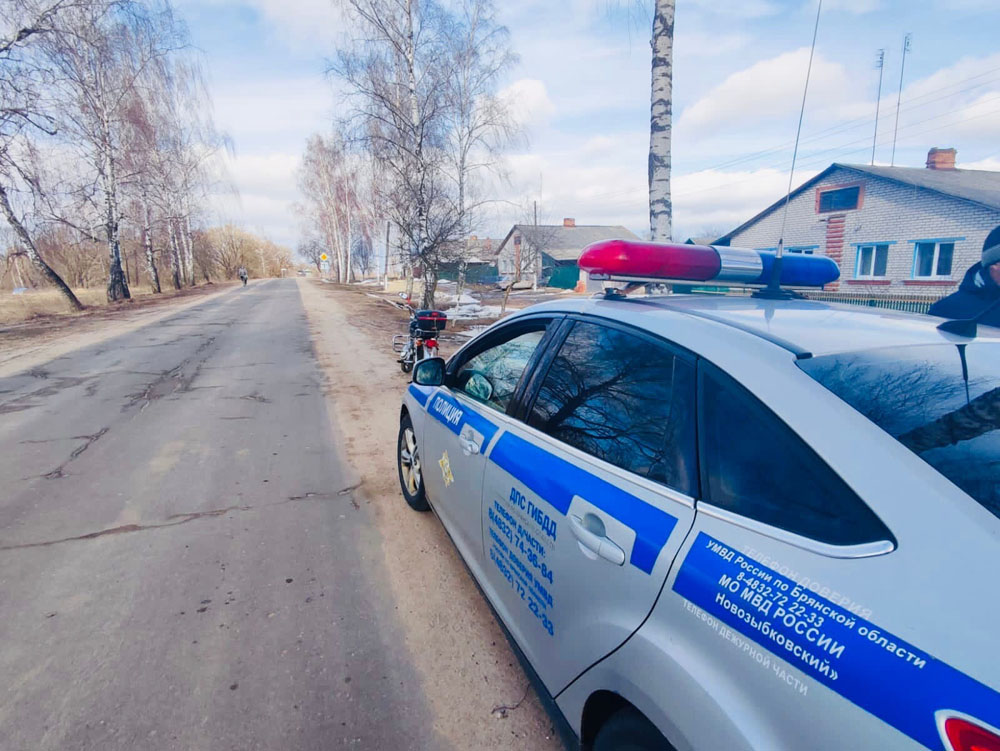 В Новозыбковском районе остановили бесправного водителя