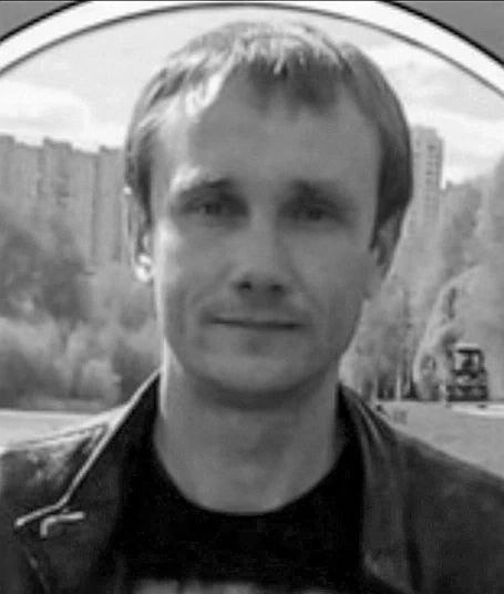 Сегодня в Новозыбкове прощаются с бойцом СВО Василием Титовым