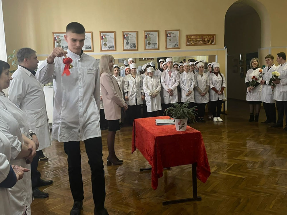 В медколледже Новозыбкова прозвенел последний звонок, а значит предстоят экзамены