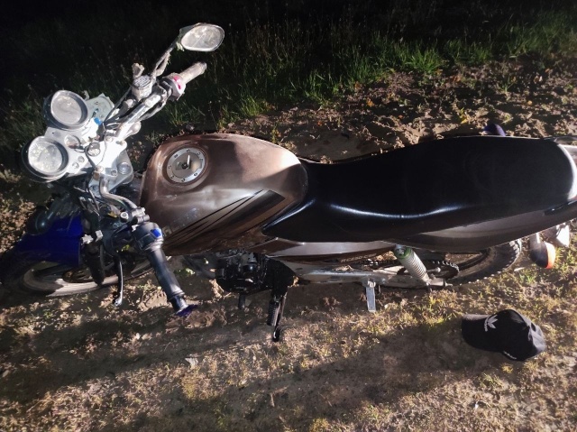 В поселке Климовского районе водитель без прав на скорости не удержался на мотоцикле