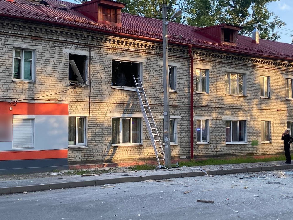 После взрыва в общежитии в Брянске ввели режим чрезвычайной ситуации
