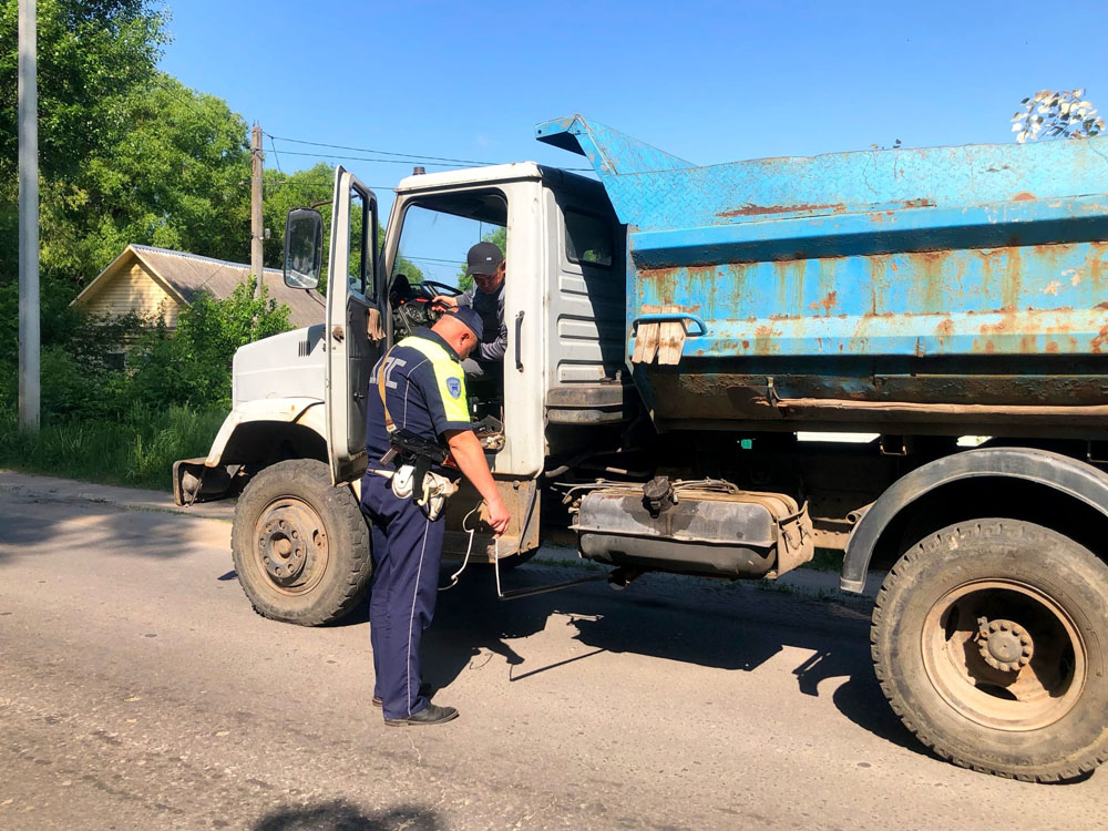 Что «выдыхают» грузовики в Новозыбкове