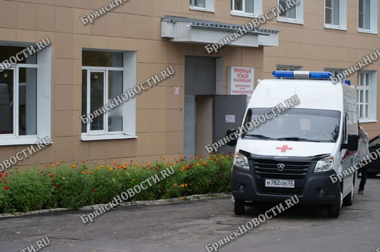 Двое мужчин доставлены в больницу Новозыбкова с серьезными травмами