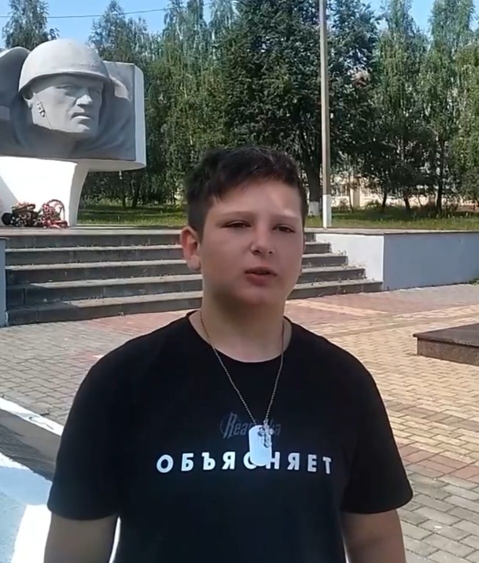 Мальчик Федор из Климовского района Брянской области предложил свою защиту осиротевшей девочке