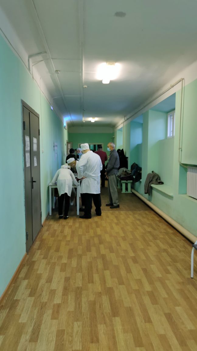 Медсестры и врачи межрайонных больниц в Брянской области добиваются спецвыплат