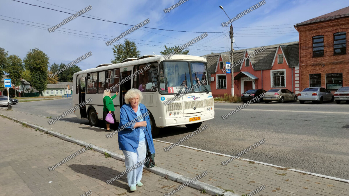 Самые трудолюбивые жители Брянской области досрочно вышли на пенсию в 2023  году • Новозыбков.SU