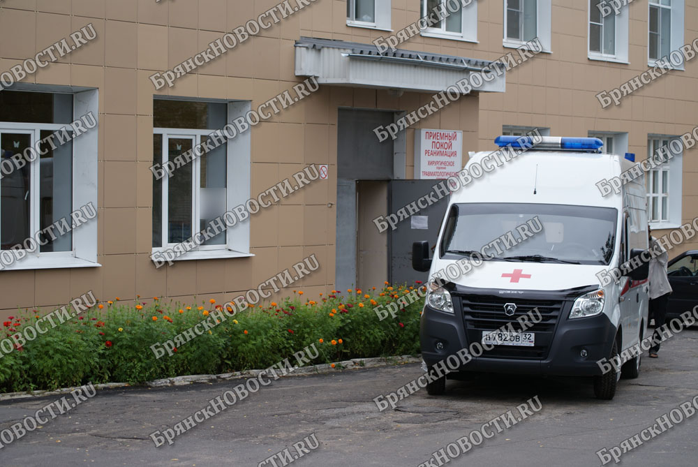 Две женщины из Новозыбкова попали с травмами к медикам