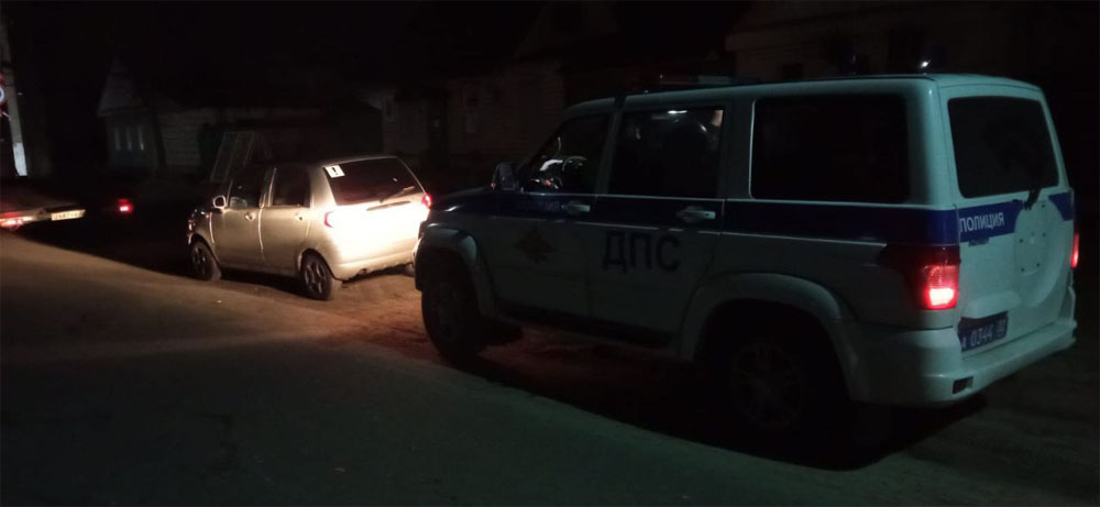 В Новозыбкове высадили из машины пьяного водителя
