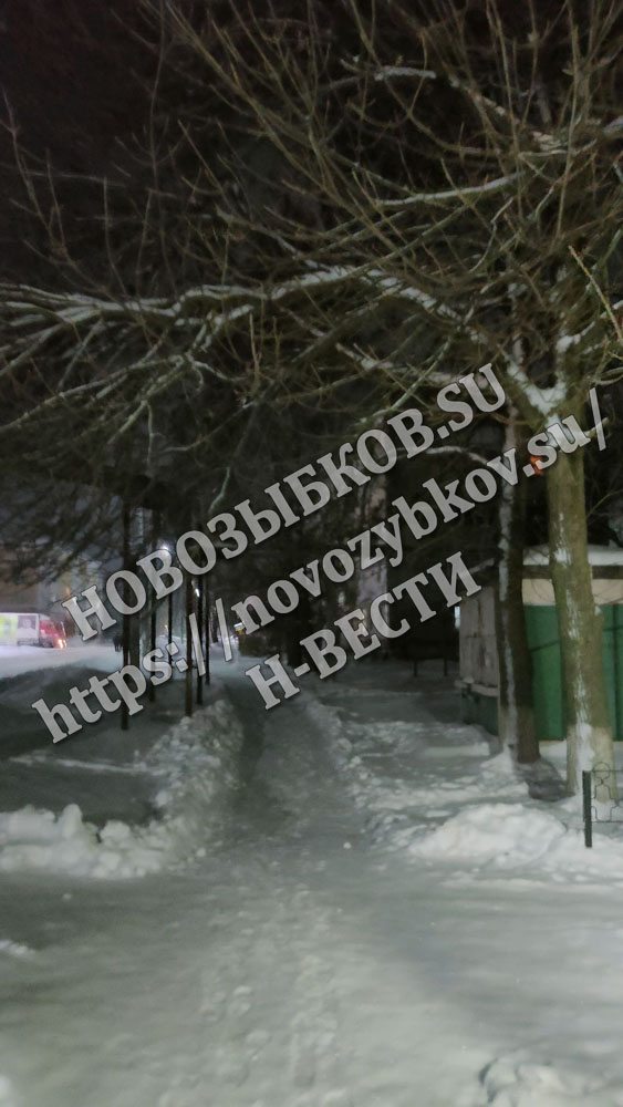 Житель Новозыбкова так ударился о тумбочку, что сломал череп