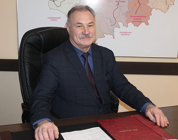 Продолжается тяжба за место главы администрации Карачевского района Брянской области