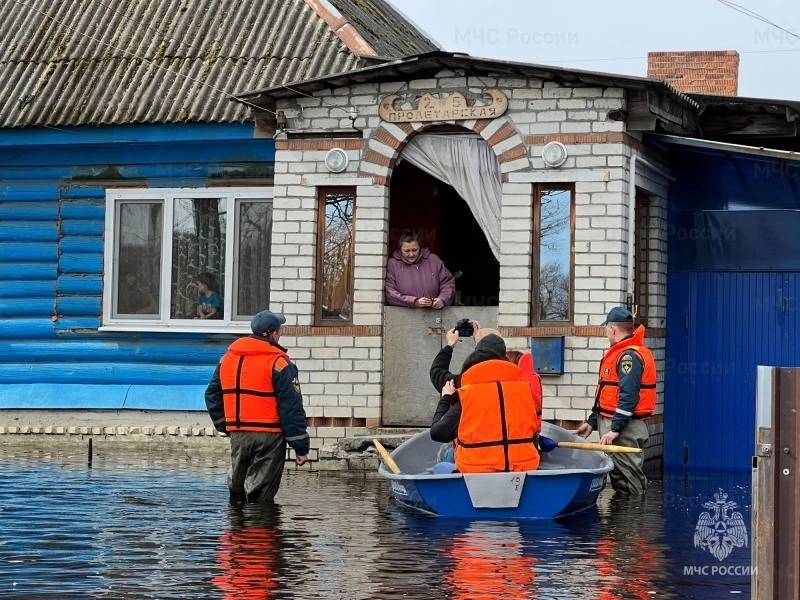 МЧС опубликовало экстренное предупреждение о возможности затопления в Брянской области