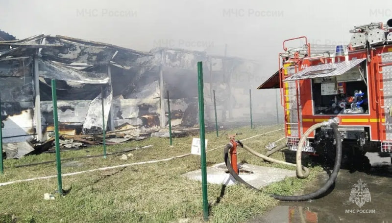 Пожар на птицефабрике в Брянской области тушили больше восьми часов