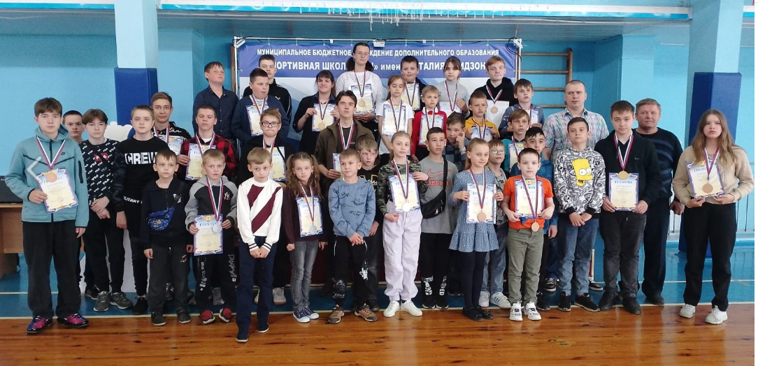 Шахматисты Новозыбковского округа показали отличную игру в Клинцах