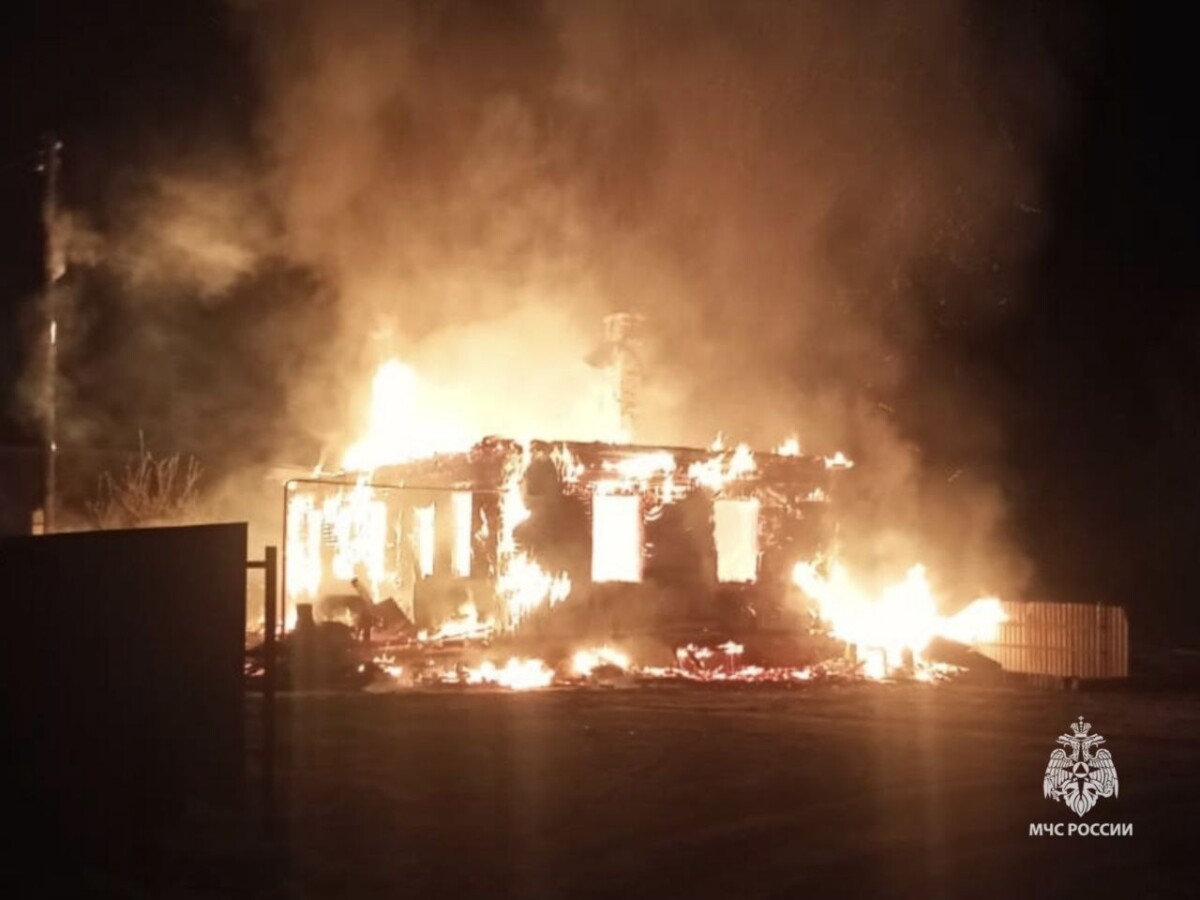 В Брянской области за минувшие выходные потушено 17 пожаров, спасена женщина