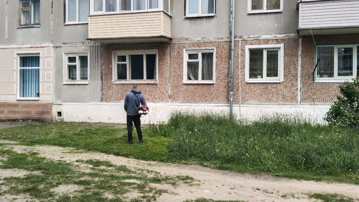 Комитет по управлению имуществом Новозыбкова  подсказал, как жильцам дома отстоять свои права