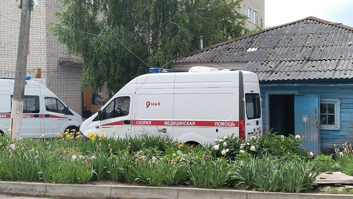 В Новозыбкове пьяная велосипедистка попала под автомобиль