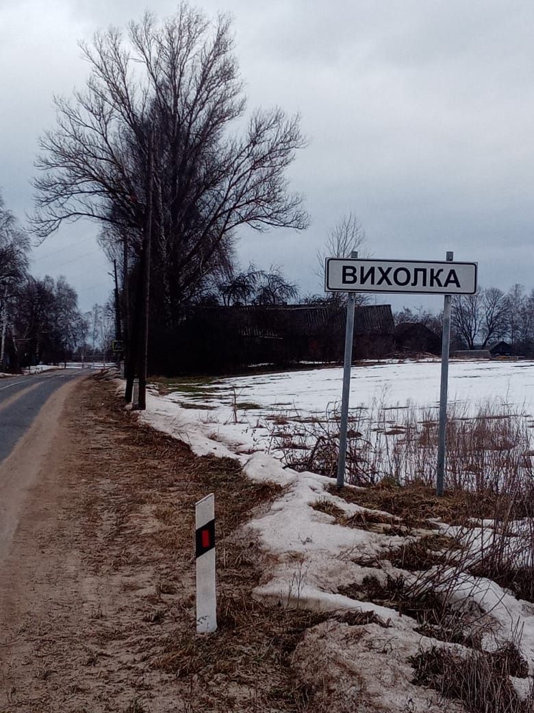 В Новозыбковском округе двум ворам пришлось нести диван назад