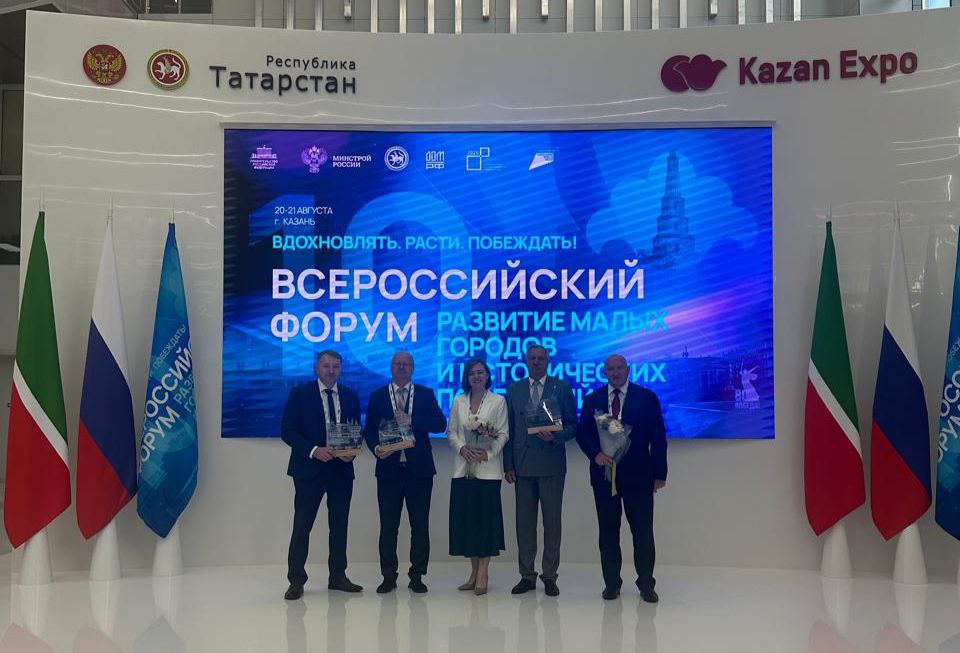 Не с пустыми руками возвращается с форума глава администрации Новозыбковского округа