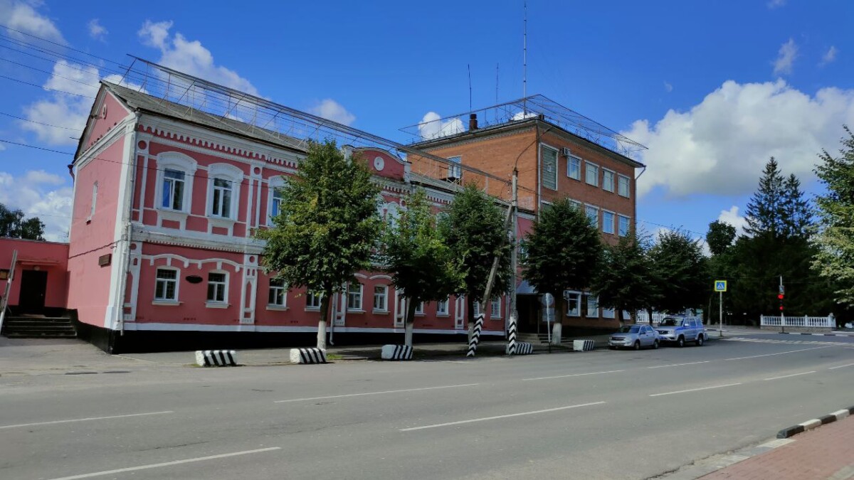 Полиция Новозыбкова разбирается в обстоятельствах ссоры соседей