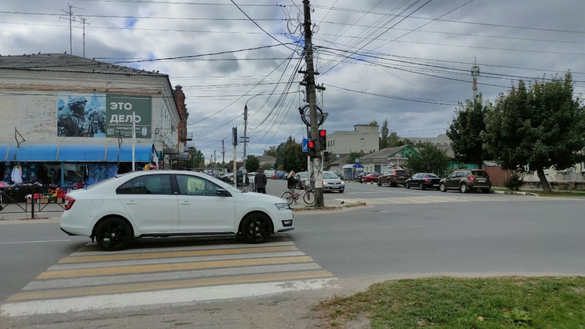 Жительница Новозыбкова потеряла почти миллион рублей накоплений