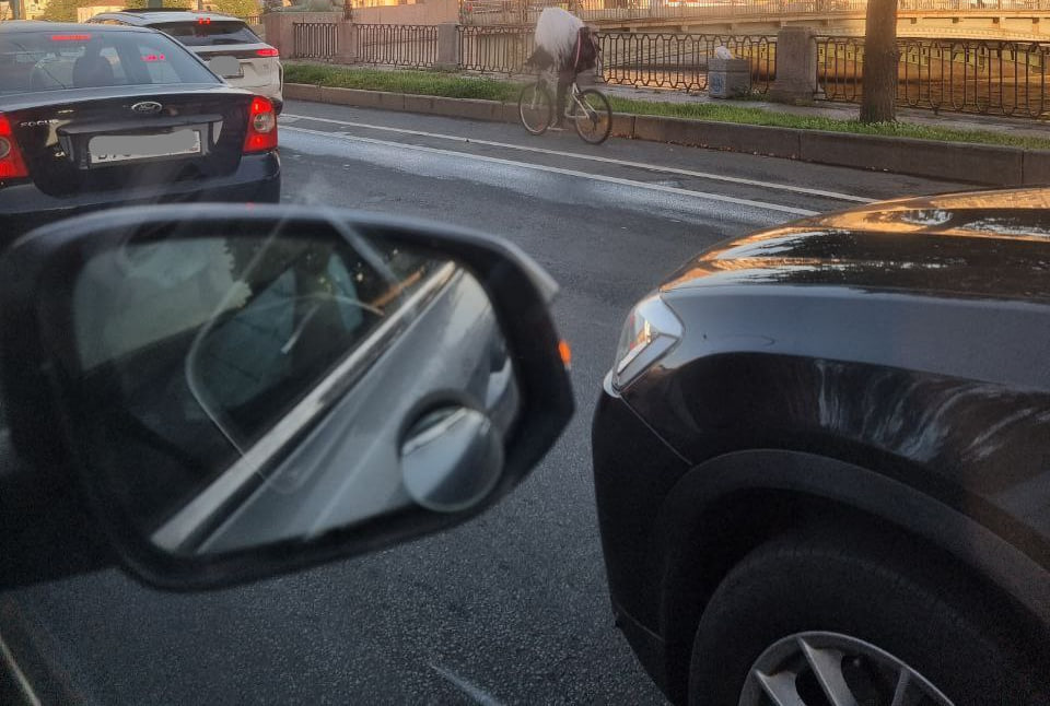 Грузовиков и автобусов на дорогах Брянской области всего 11 процентов, доминируют легковушки