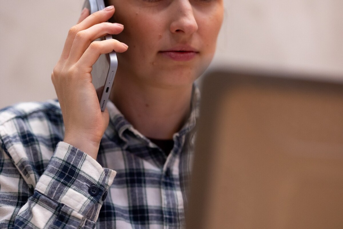 От «расчёта премий» до «задолженностей»: на какие письма мошенников попадаются жители Брянской области