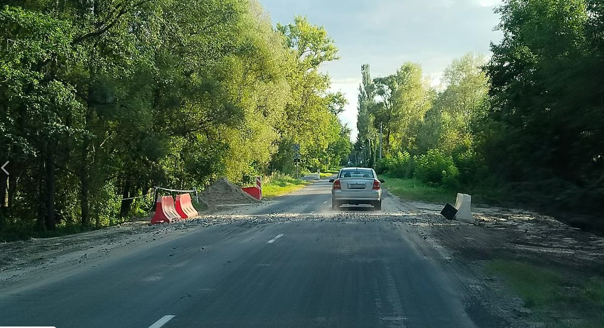 Замена водопропускной трубы на дороге под Новозыбковом обошлась в два миллиона рублей