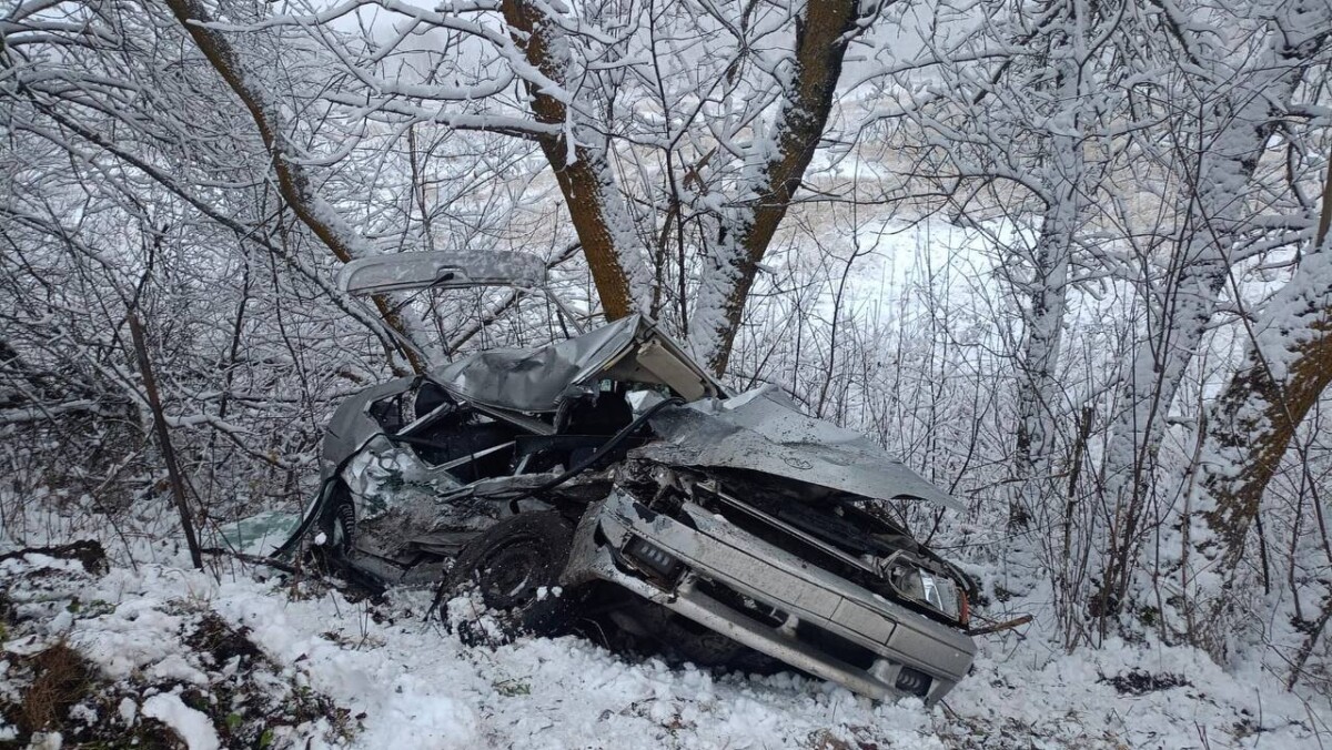 Женщина погибла в аварии с фурой в Брянской области