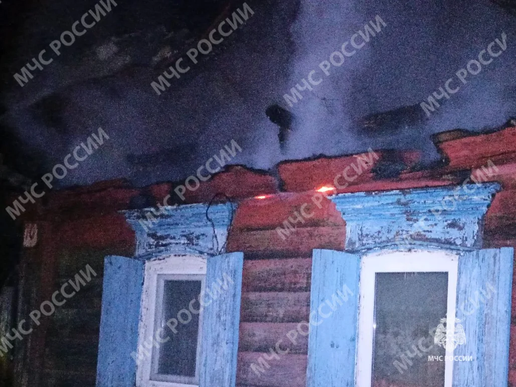 В селе под Новозыбковом при пожаре погиб молодой мужчина